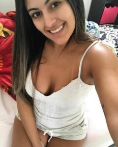 Mersin Neşeli Sarışın Aylin 25 Yaşında — Mersin